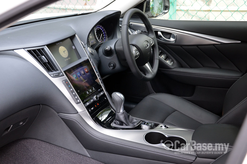 Infiniti Q50 V37 (2014) Interior