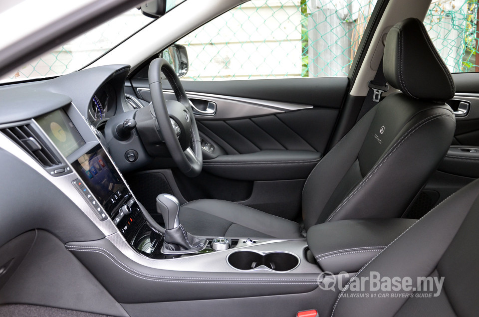 Infiniti Q50 V37 (2014) Interior