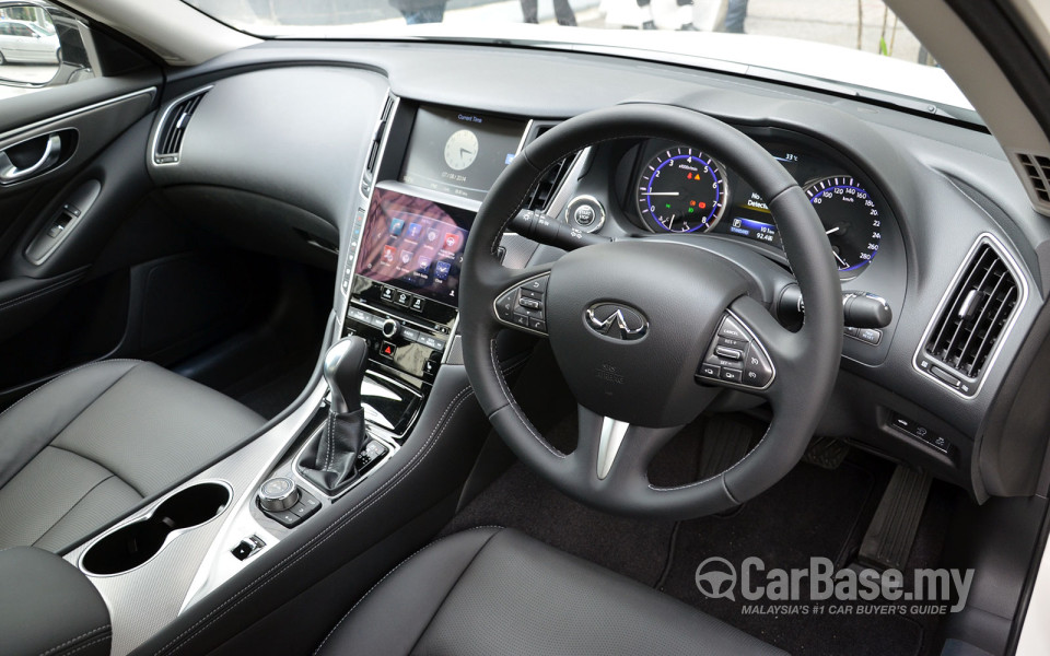 Infiniti Q50 V37 (2014) Interior