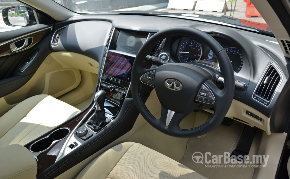 Infiniti Q50 V37 (2014) Interior