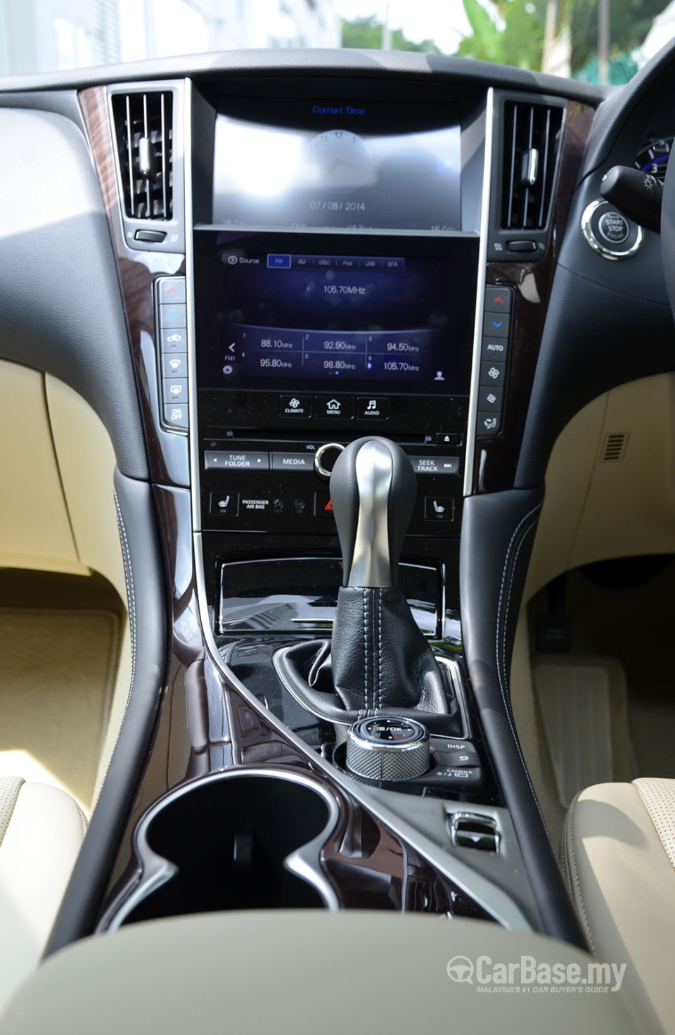 Infiniti Q50 V37 (2014) Interior
