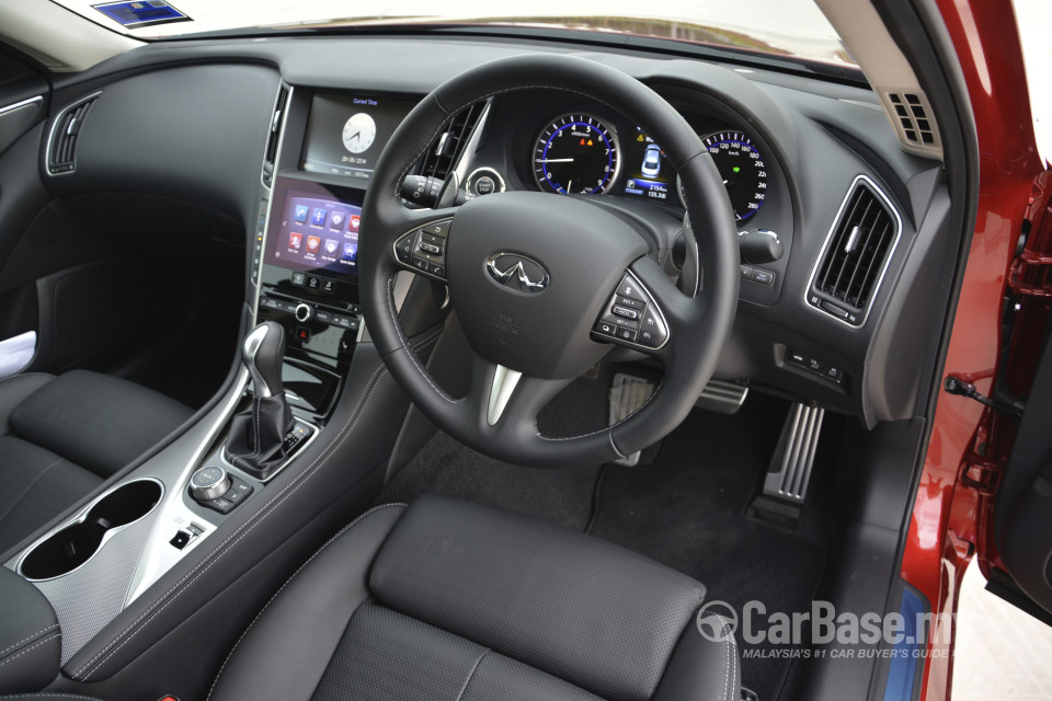Infiniti Q50 V37 (2014) Interior