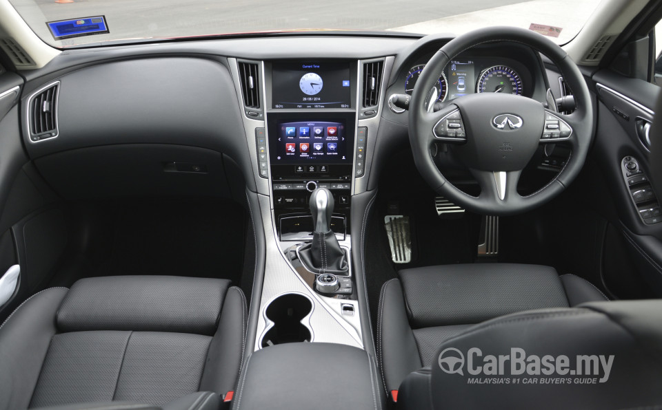Infiniti Q50 V37 (2014) Interior