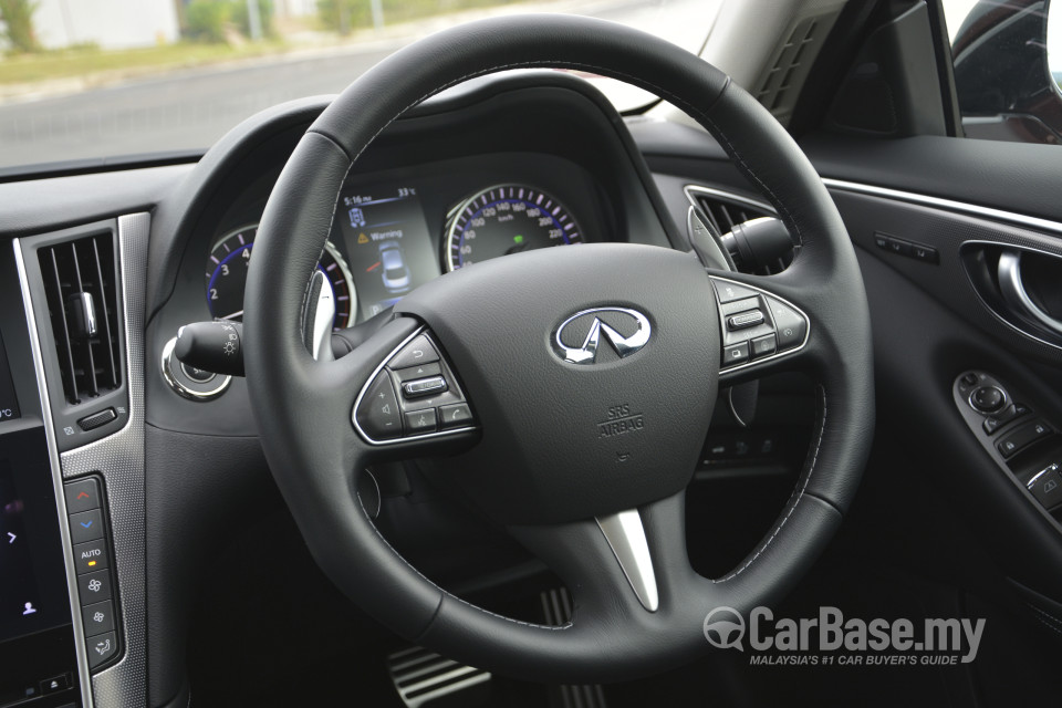 Infiniti Q50 V37 (2014) Interior