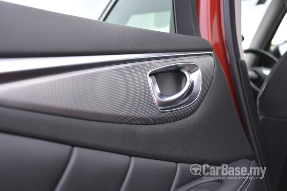 Infiniti Q50 V37 (2014) Interior