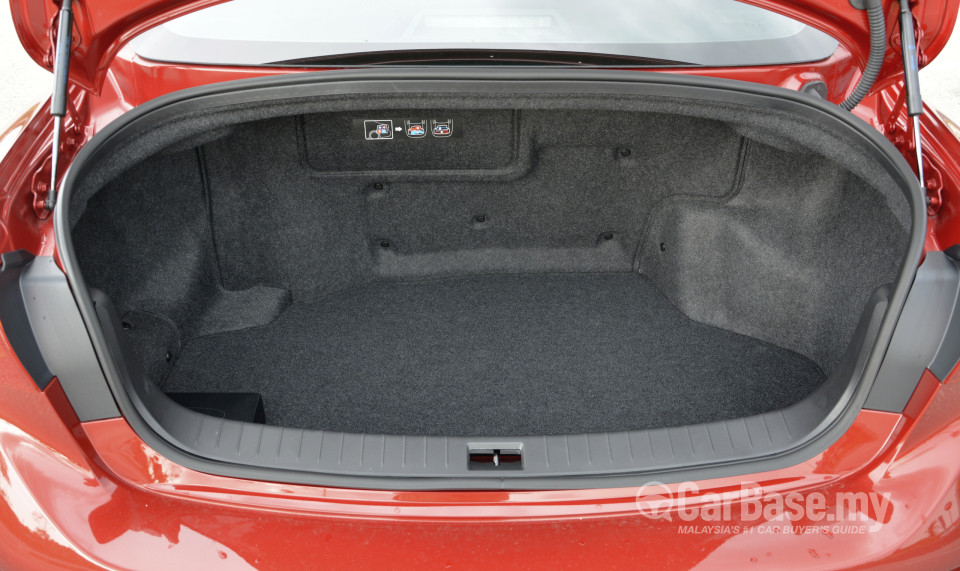 Infiniti Q50 V37 (2014) Interior