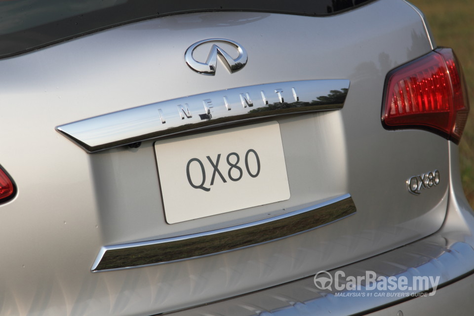 Infiniti QX80 Z62 Facelift (2015) Exterior