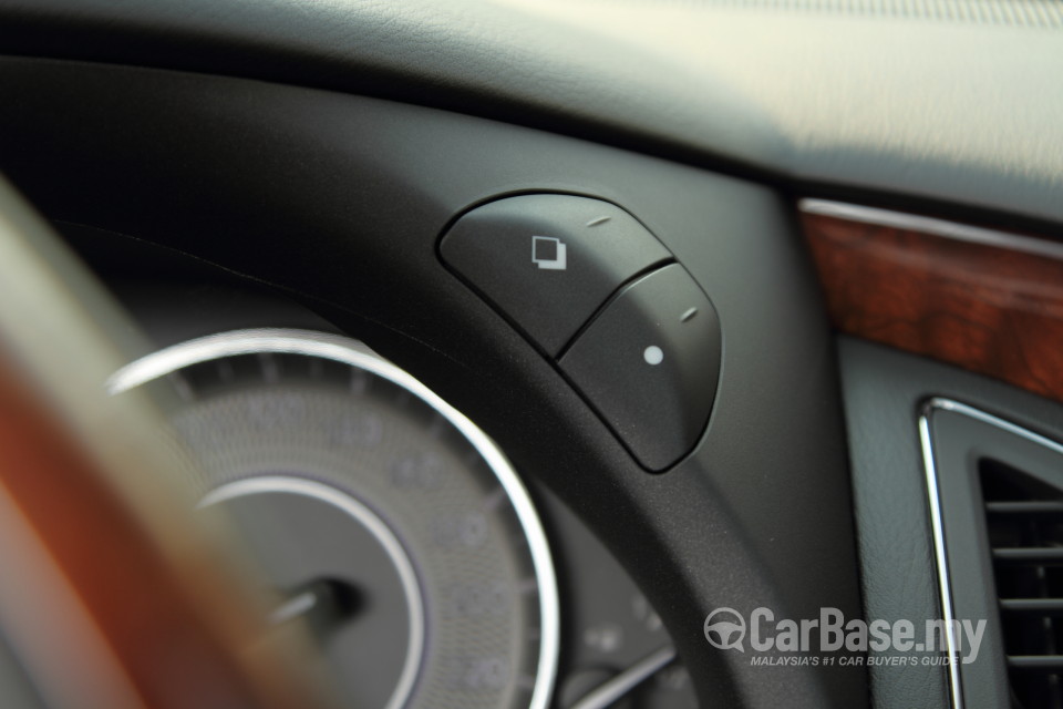 Infiniti QX80 Z62 Facelift (2015) Interior