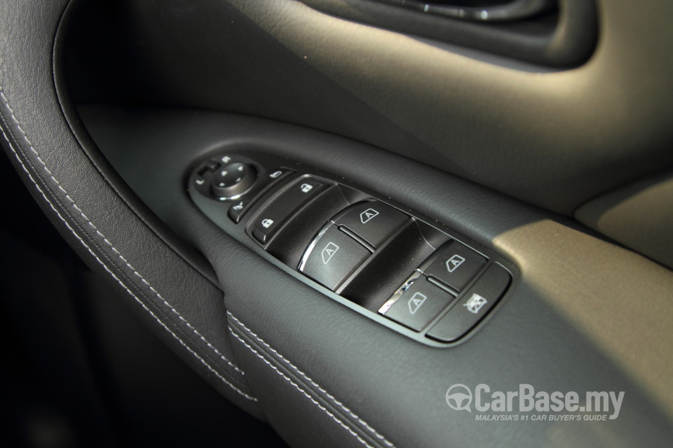 Infiniti QX80 Z62 Facelift (2015) Interior