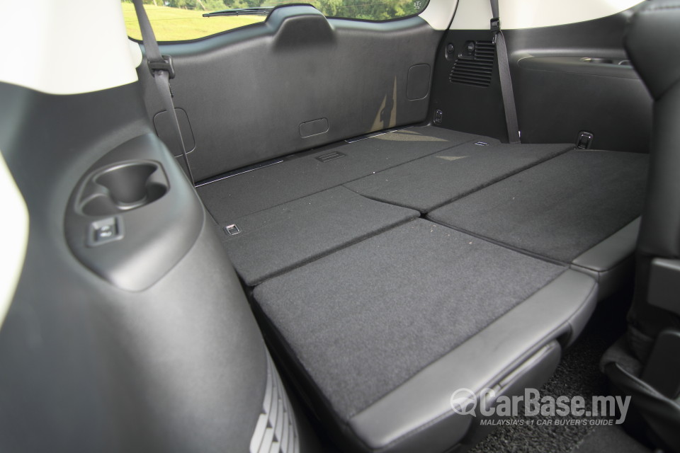 Infiniti QX80 Z62 Facelift (2015) Interior