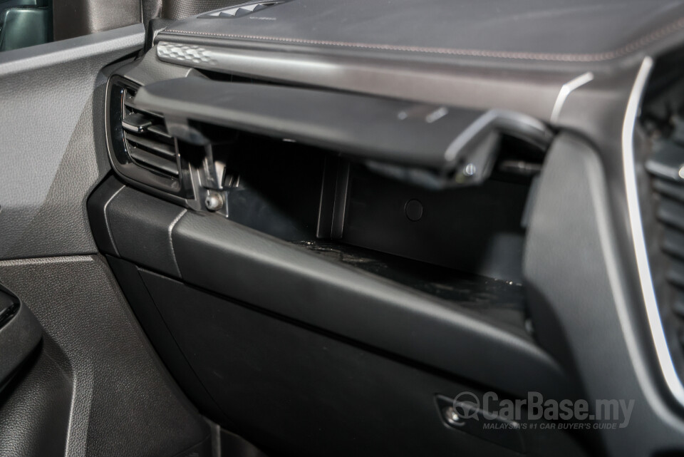 Isuzu D-MAX RG Facelift 2 (2026) Interior