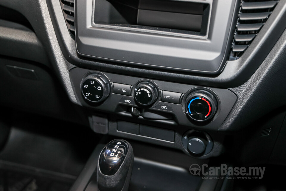 Isuzu D-MAX RG Facelift 2 (2026) Interior