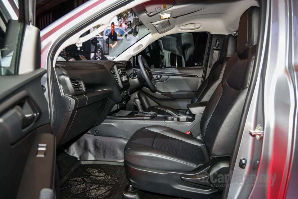 Isuzu D-MAX RG Facelift 2 (2026) Interior