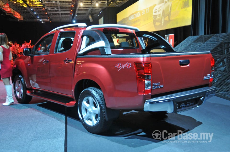 Isuzu D-MAX RT (2013) Exterior