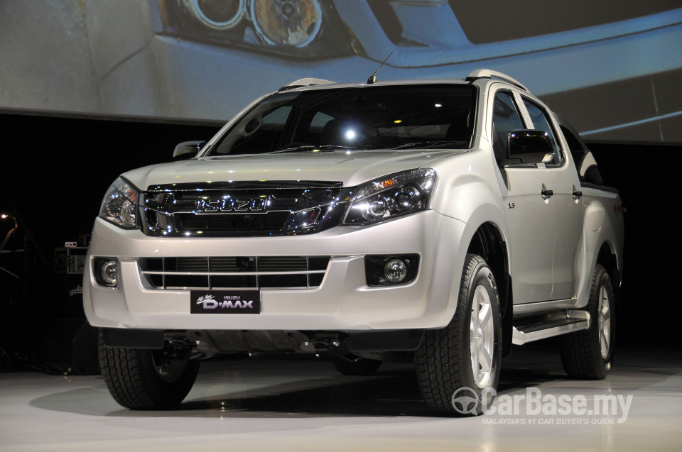 Isuzu D-MAX RT (2013) Exterior
