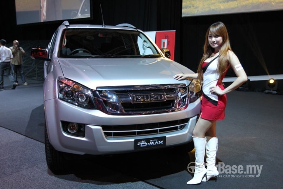 Isuzu D-MAX RT (2013) Exterior