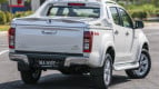 Isuzu D-MAX Exterior photo