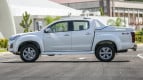 Isuzu D-MAX Exterior photo