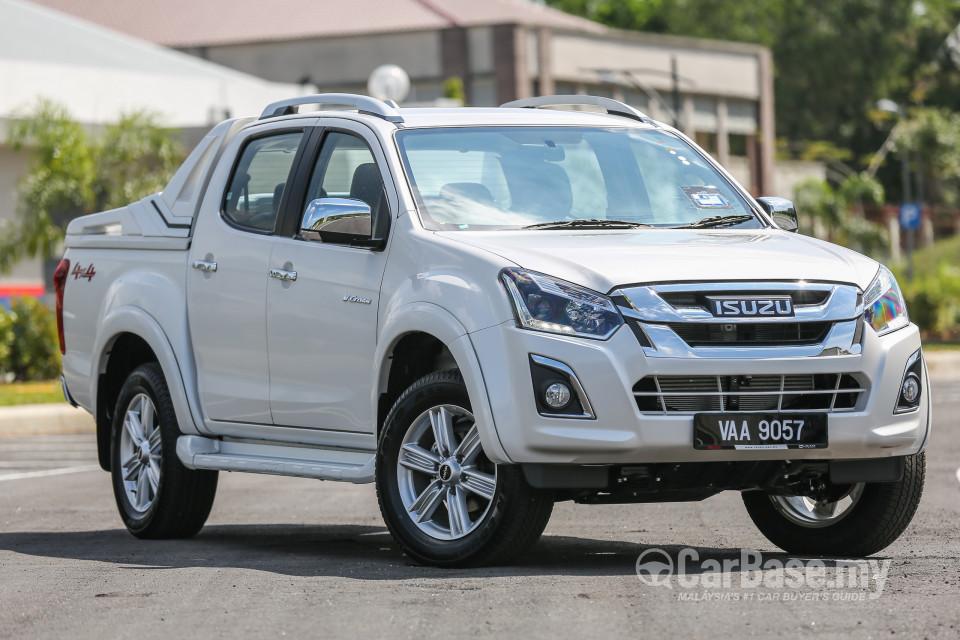 Isuzu D-MAX RT Facelift (2016) Exterior