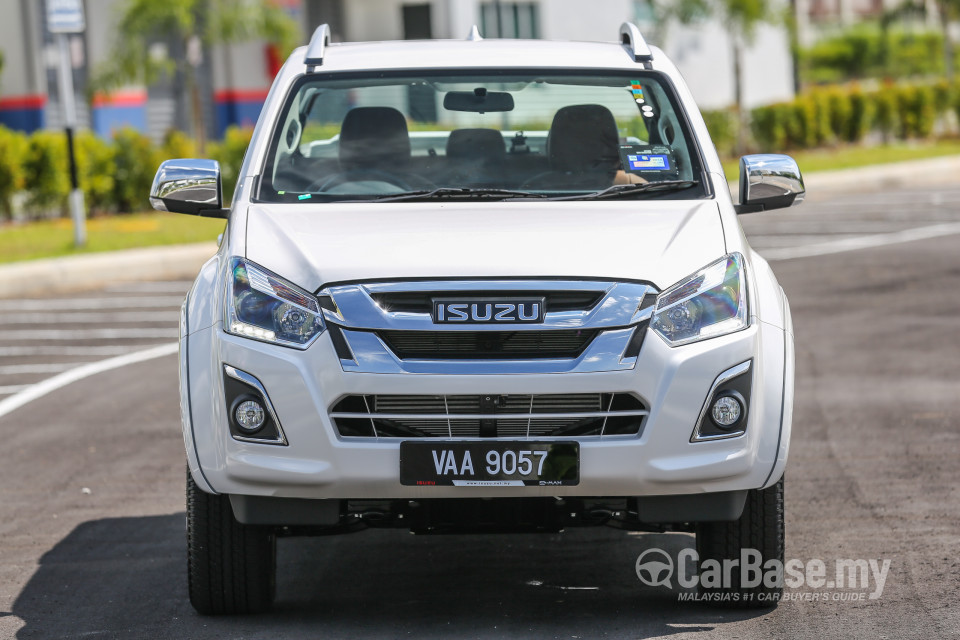 Isuzu D-MAX RT Facelift (2016) Exterior