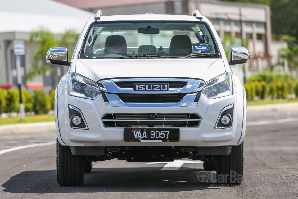 Nissan Grand Livina L11 Facelift (2013) Exterior