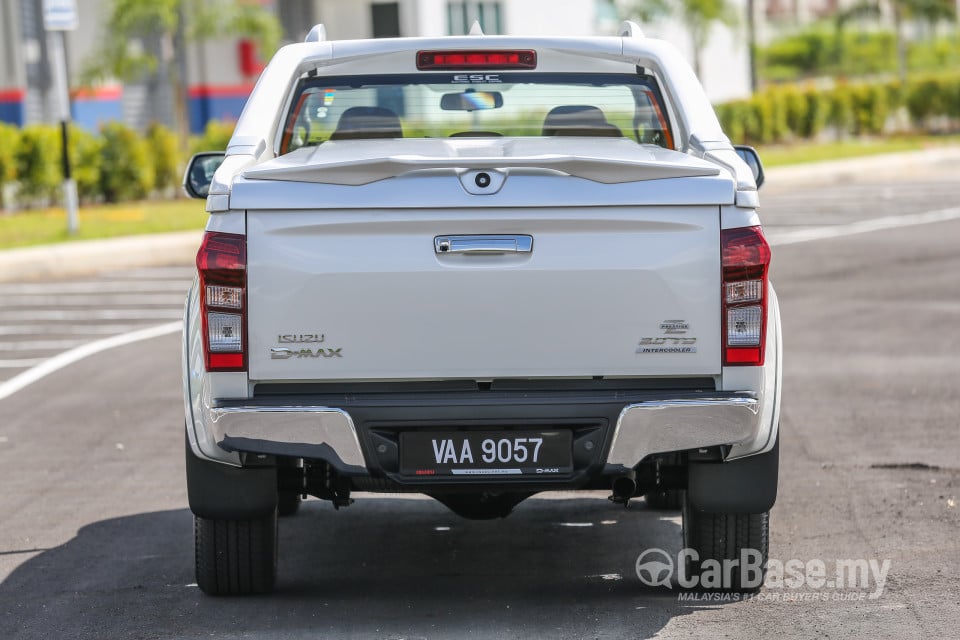 Isuzu D-MAX RT Facelift (2016) Exterior