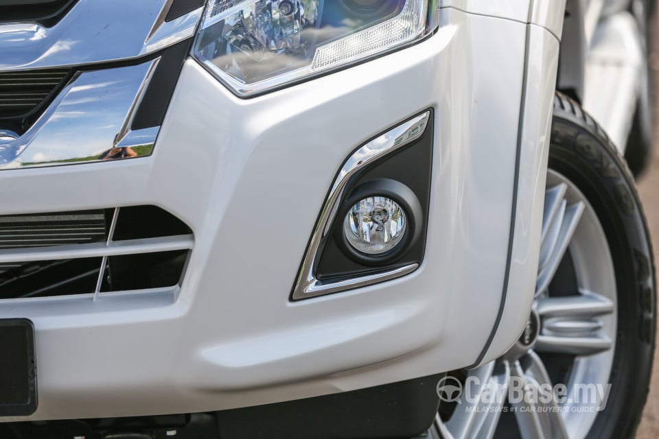 Isuzu D-MAX RT Facelift (2016) Exterior