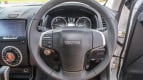 Isuzu D-MAX Interior photo