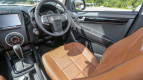 Isuzu D-MAX Interior photo