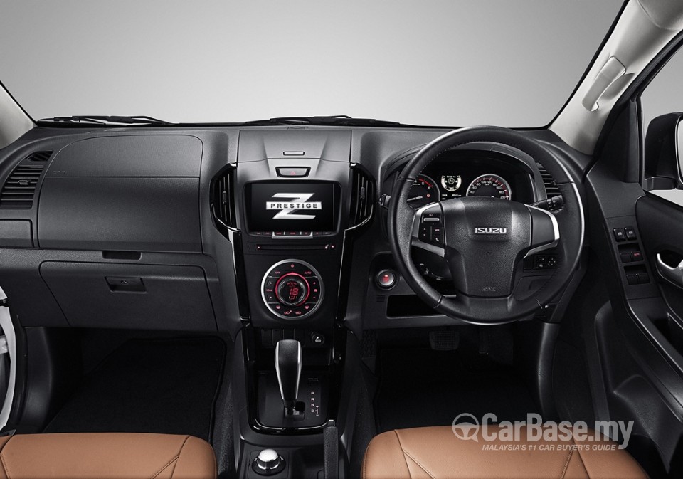 Isuzu D-MAX RT Facelift (2016) Interior