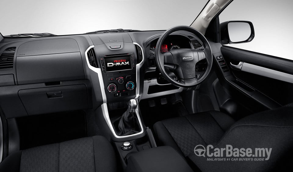Isuzu D-MAX RT Facelift (2016) Interior