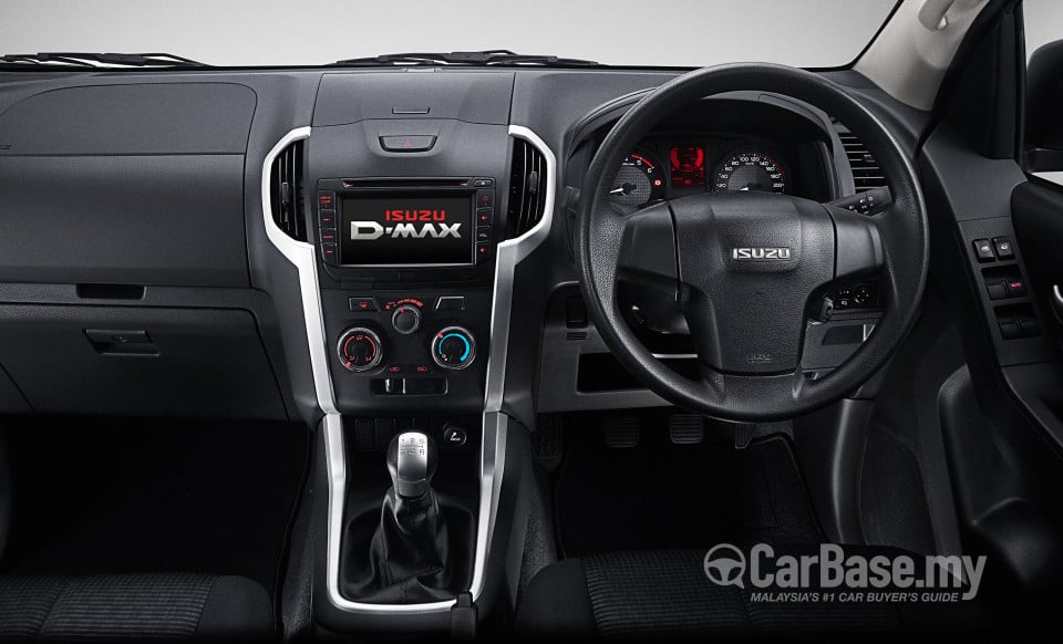 Isuzu D-MAX RT Facelift (2016) Interior