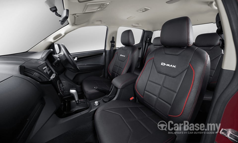 Isuzu D-MAX RT Facelift (2016) Interior