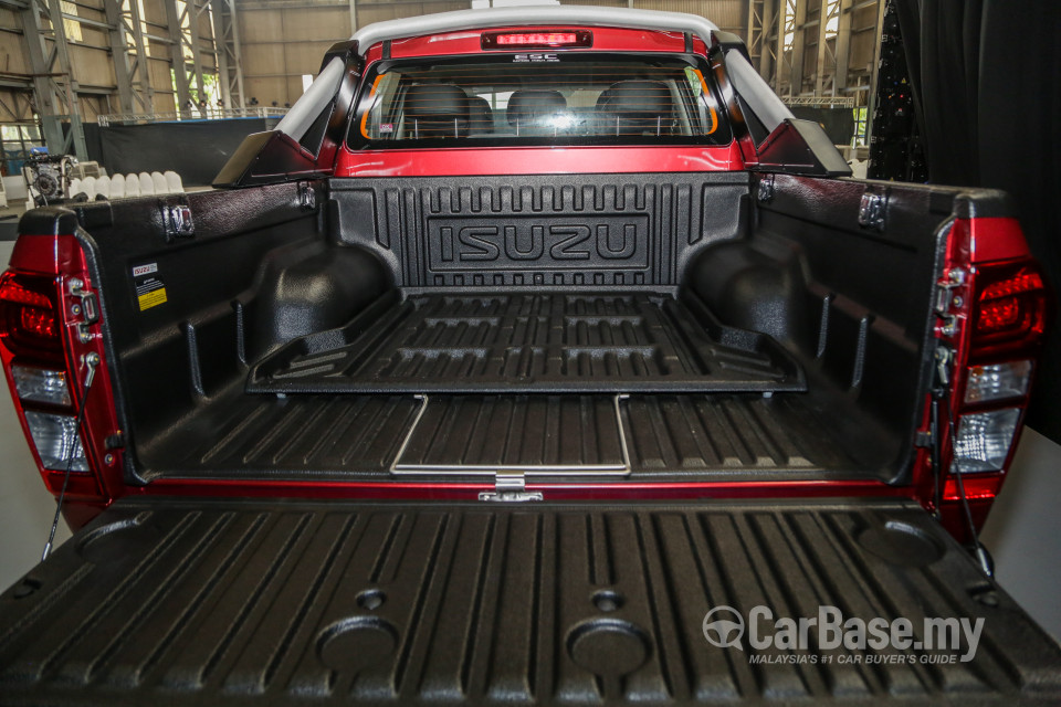 Isuzu D-MAX RT Facelift 2 (2019) Exterior