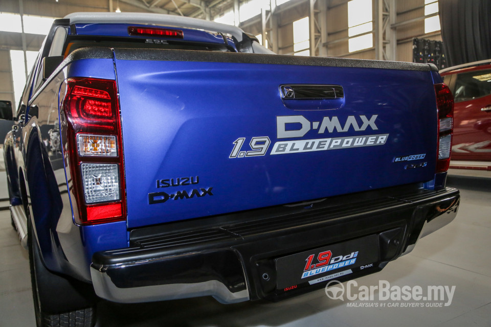 Isuzu D-MAX RT Facelift 2 (2019) Exterior