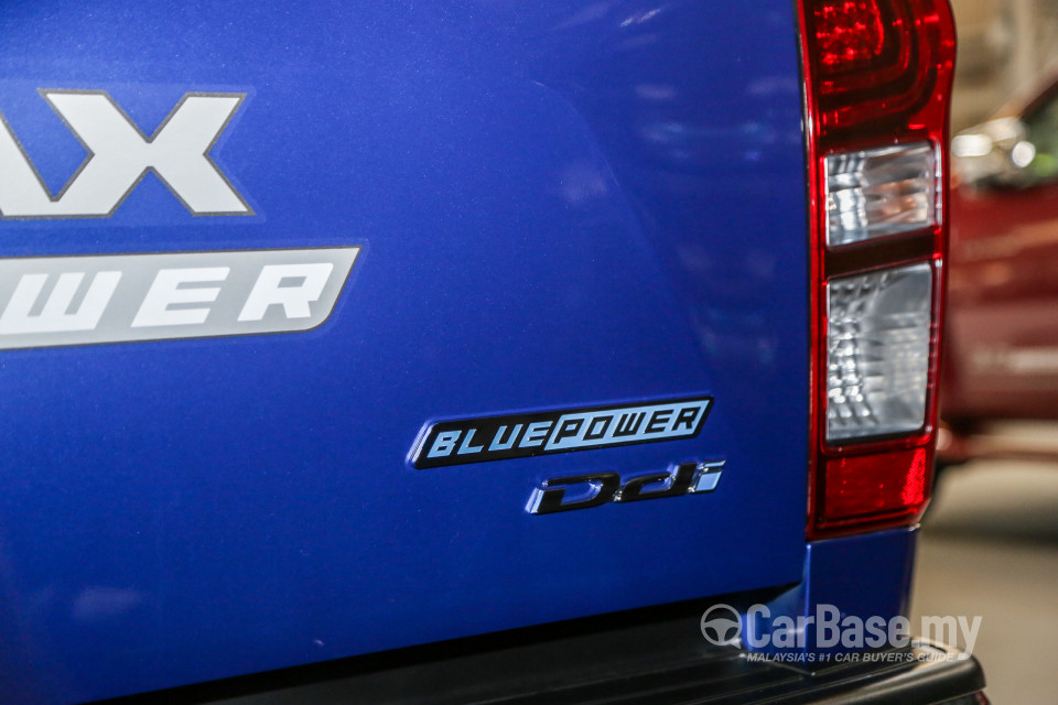 Isuzu D-MAX RT Facelift 2 (2019) Exterior