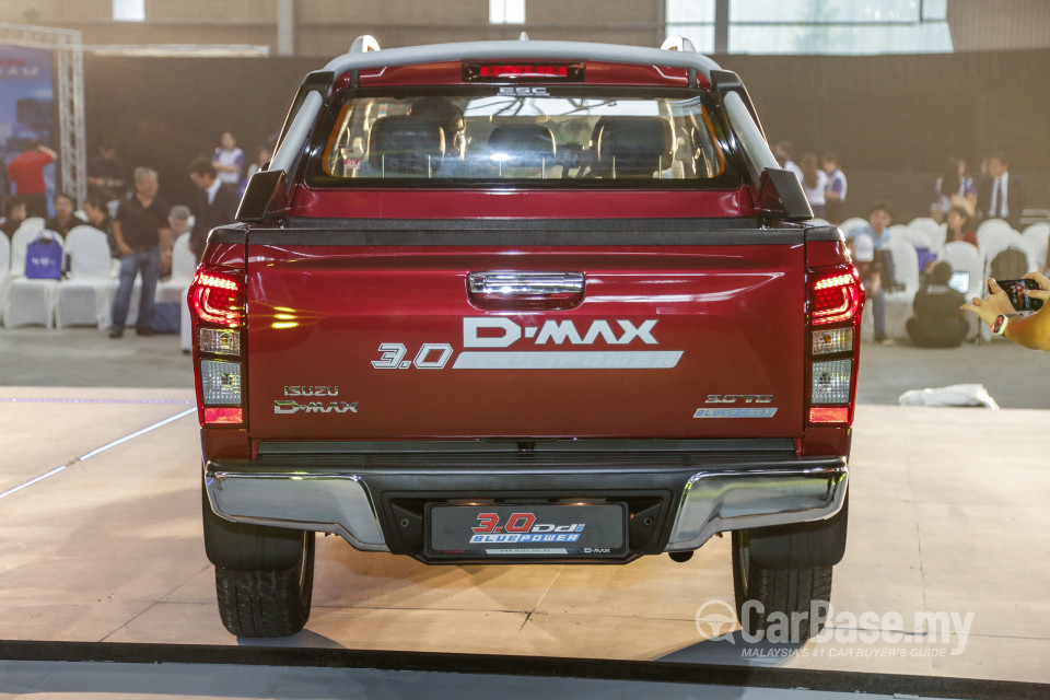 Isuzu D-MAX RT Facelift 2 (2019) Exterior