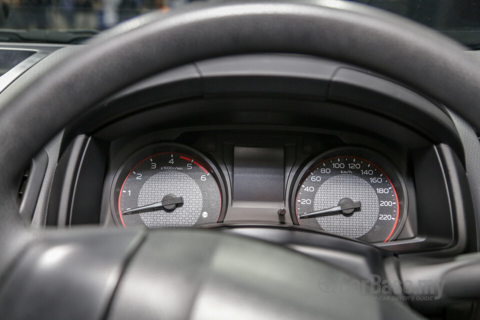 Proton Exora Mk1 RC (2019) Interior