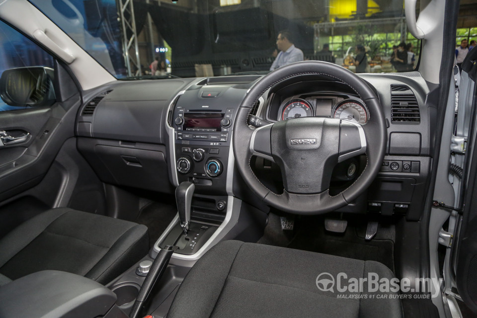 Isuzu D-MAX RT Facelift 2 (2019) Interior