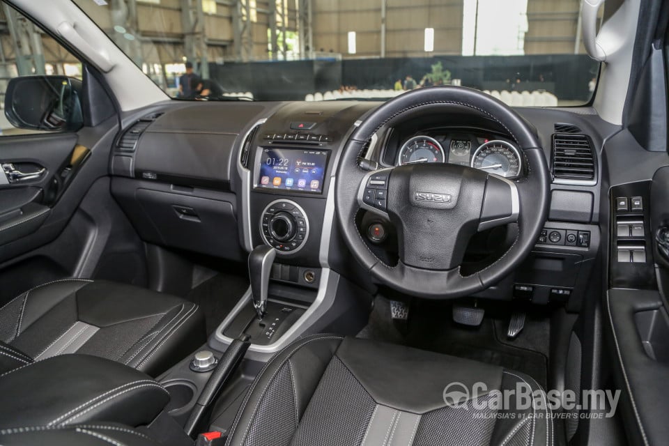 Isuzu D-MAX RT Facelift 2 (2019) Interior