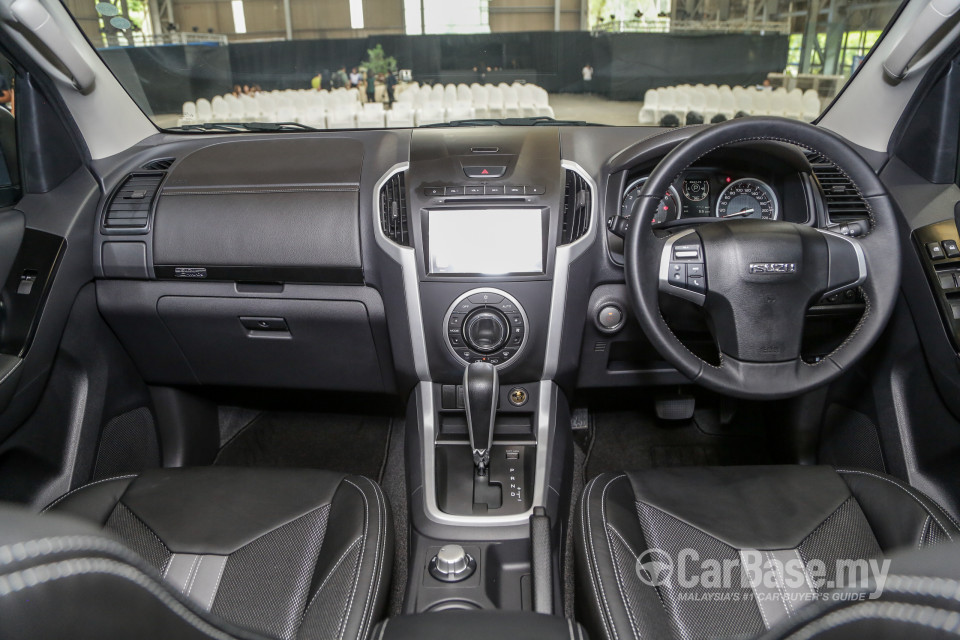 Isuzu D-MAX RT Facelift 2 (2019) Interior