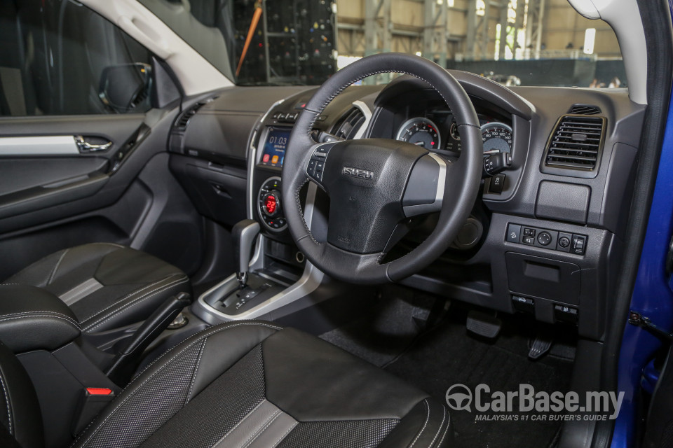 Isuzu D-MAX RT Facelift 2 (2019) Interior