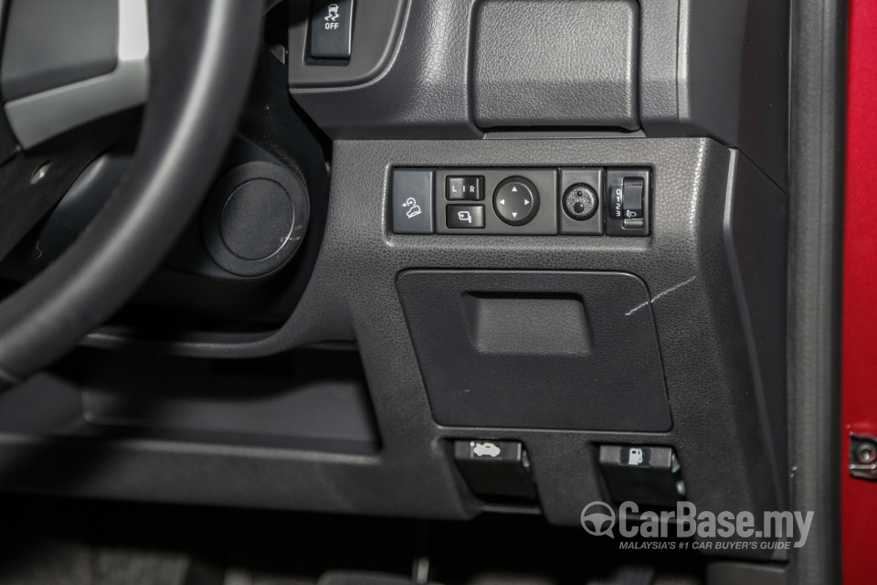 Isuzu D-MAX RT Facelift 2 (2019) Interior