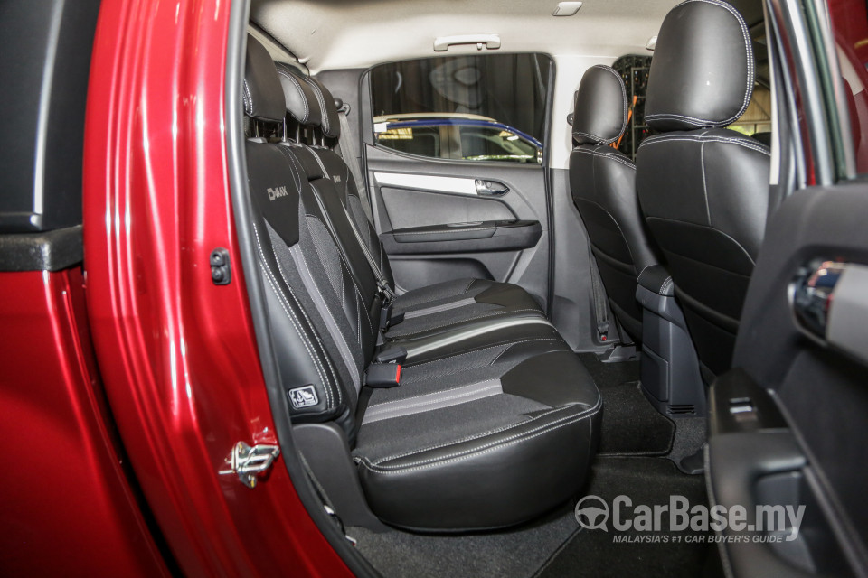 Isuzu D-MAX RT Facelift 2 (2019) Interior