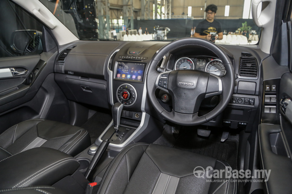 Isuzu D-MAX RT Facelift 2 (2019) Interior