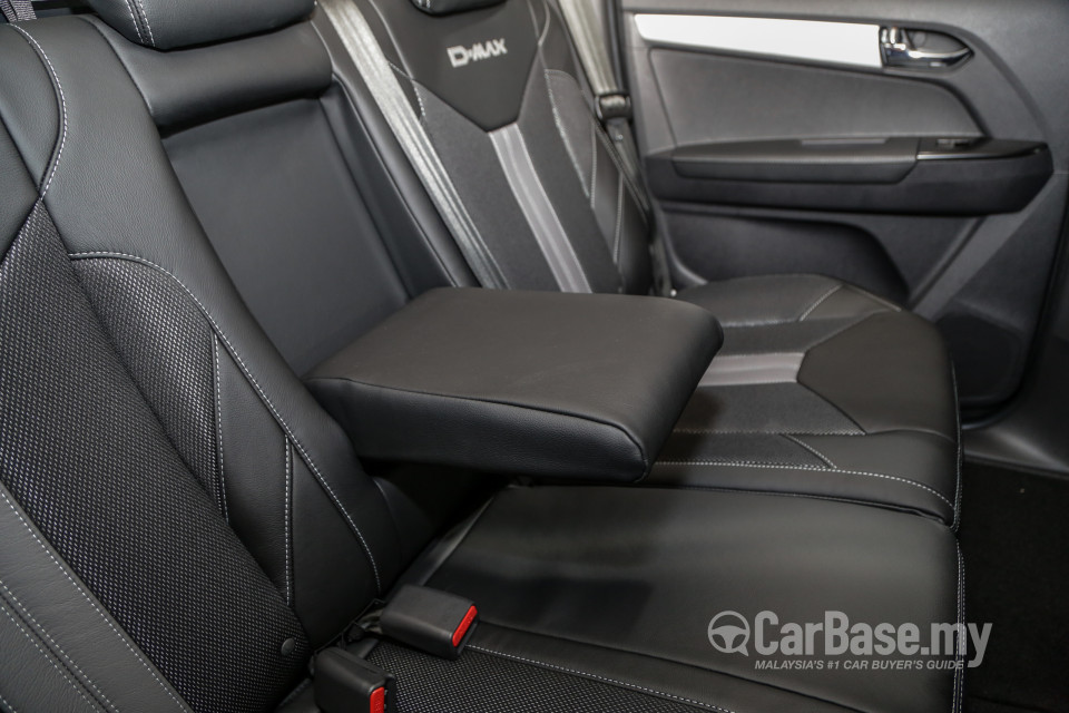 Isuzu D-MAX RT Facelift 2 (2019) Interior
