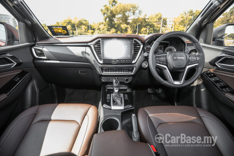 Isuzu D-MAX RG (2021) Interior