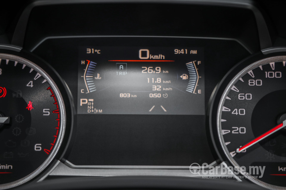 Isuzu D-MAX RG (2021) Interior