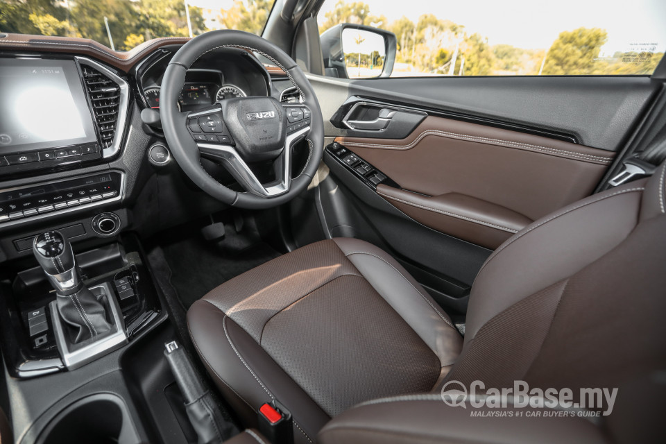 Isuzu D-MAX RG (2021) Interior