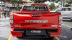 Isuzu D-MAX Exterior photo